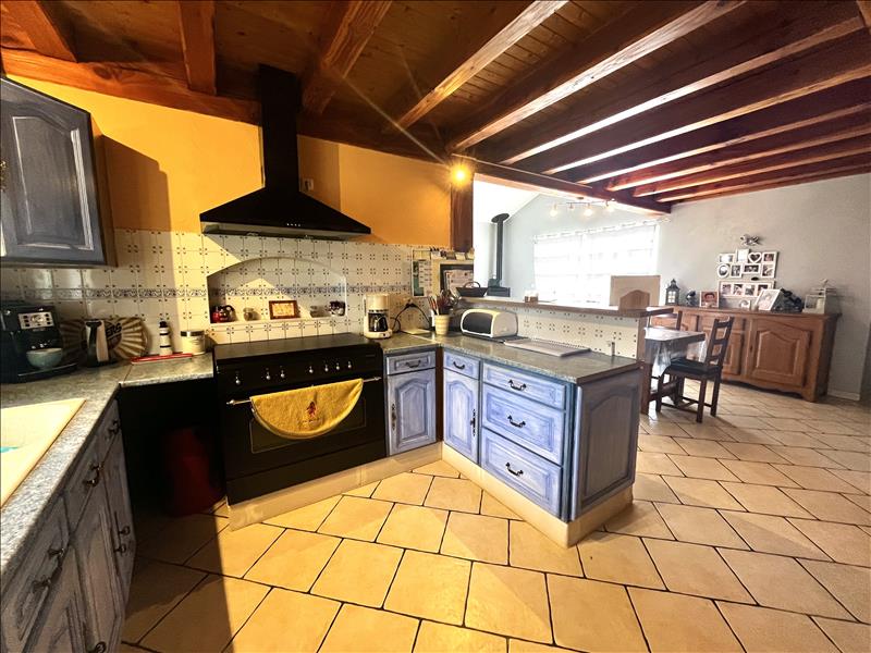 Vente Maison CHAMPAGNE VIGNY - 3 pièces -154 m² - (16250)