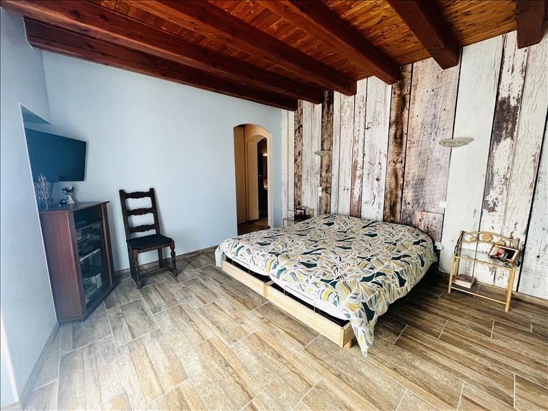 Vente Maison CHAMPAGNE VIGNY - 3 pièces -154 m² - (16250)