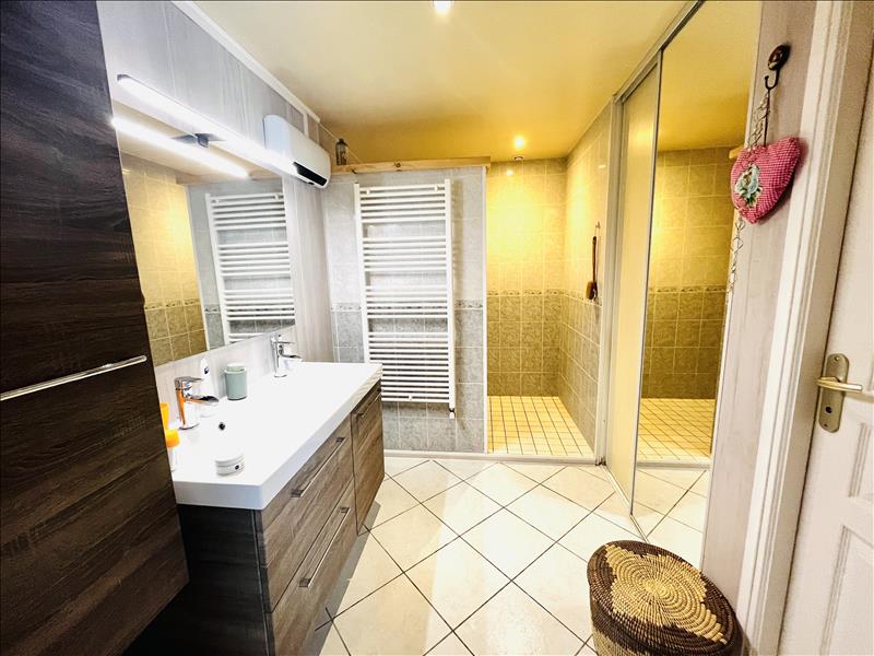 Vente Maison CHAMPAGNE VIGNY - 3 pièces -154 m² - (16250)