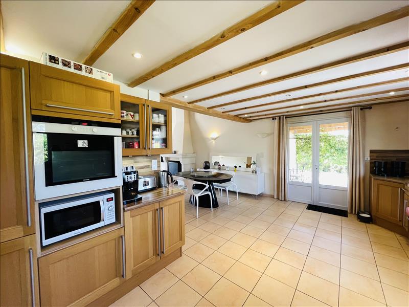 Vente Maison CHILLAC - 7 pièces -169 m² - (16480)