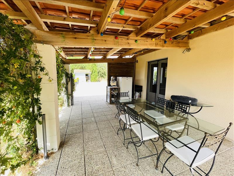 Vente Maison CHILLAC - 7 pièces -169 m² - (16480)