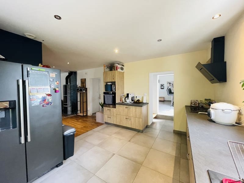 Vente Maison BARBEZIEUX ST HILAIRE - 6 pièces -163 m² - (16300)