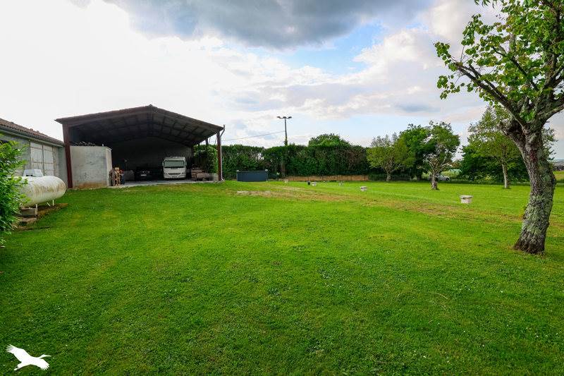 Vente Maison BARRET - 6 pièces -156 m² - (16300)