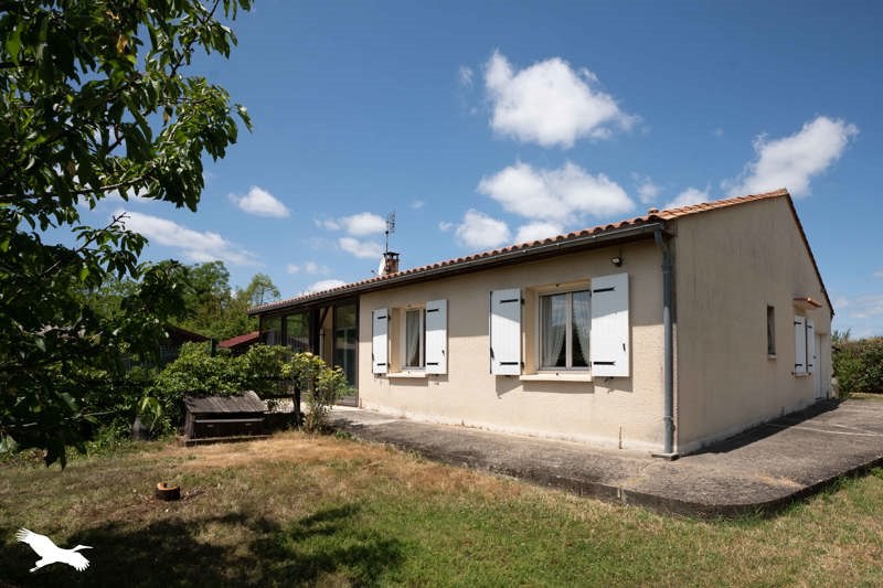 Vente Maison BARBEZIEUX ST HILAIRE - 5 pièces -104 m² - (16300)