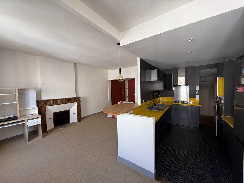 Vente Maison LA ROCHEFOUCAULD EN ANGOUMOIS - 7 pièces -130 m² - (16110)