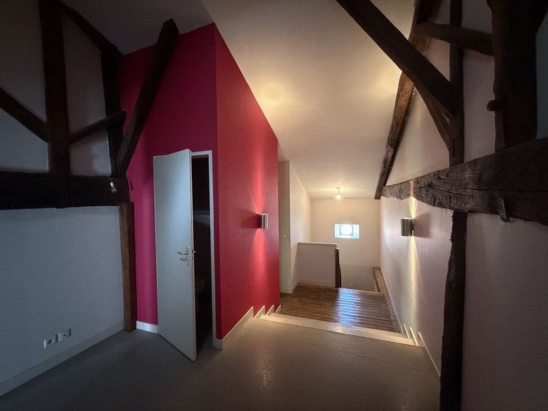 Vente Maison LA ROCHEFOUCAULD EN ANGOUMOIS - 7 pièces -130 m² - (16110)