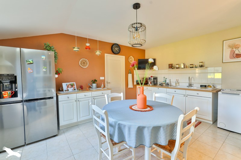 Vente Maison ST FORT SUR LE NE - 7 pièces -263 m² - (16130)