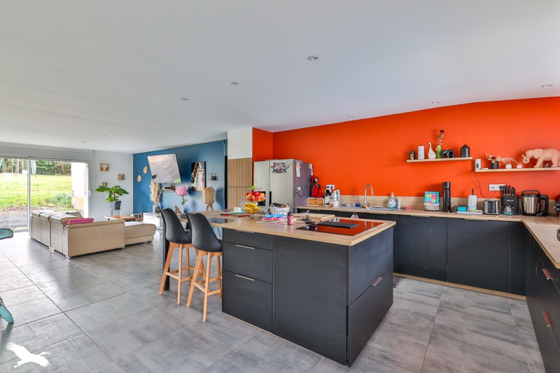 Vente Maison CHANTILLAC - 6 pièces -188 m² - (16360)