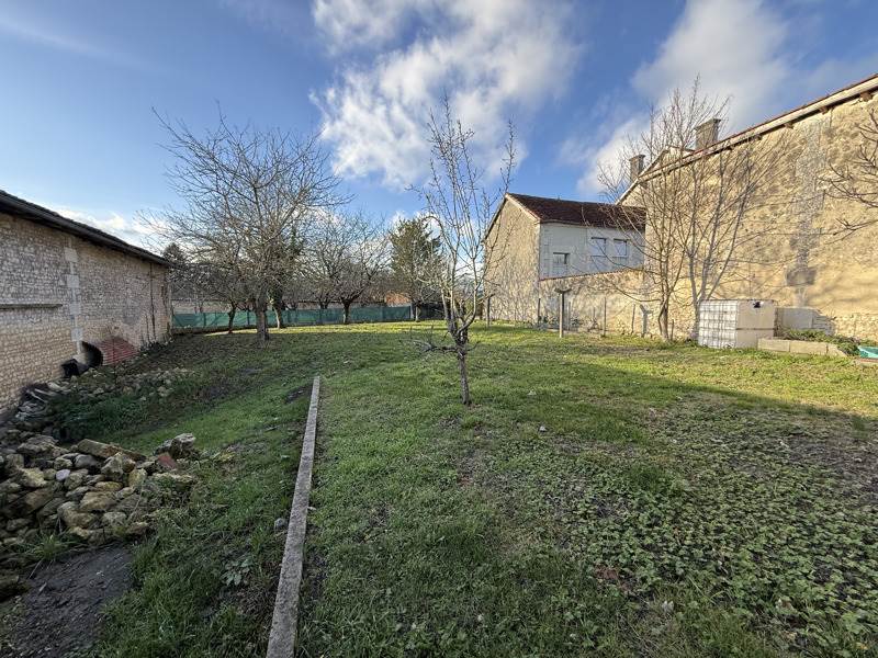 Vente Maison BARBEZIEUX ST HILAIRE - 5 pièces -103 m² - (16300)