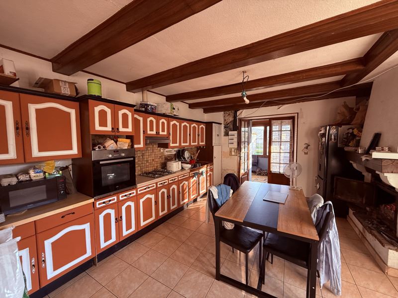 Vente Maison BARBEZIEUX ST HILAIRE - 5 pièces -103 m² - (16300)