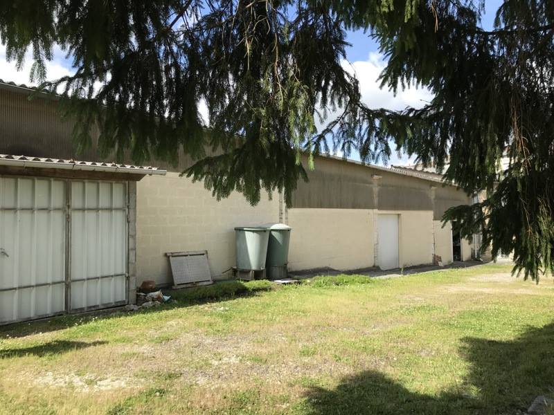 Vente Maison BARBEZIEUX ST HILAIRE - 7 pièces -152 m² - (16300)