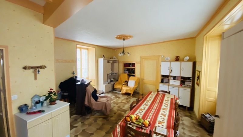 Vente Maison BAIGNES STE RADEGONDE - 6 pièces -196 m² - (16360)