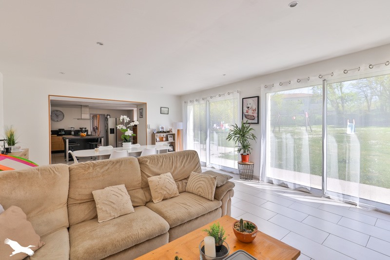 Vente Maison CHANTILLAC - 6 pièces -191 m² - (16360)