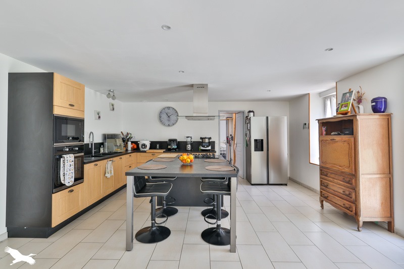 Vente Maison CHANTILLAC - 6 pièces -191 m² - (16360)