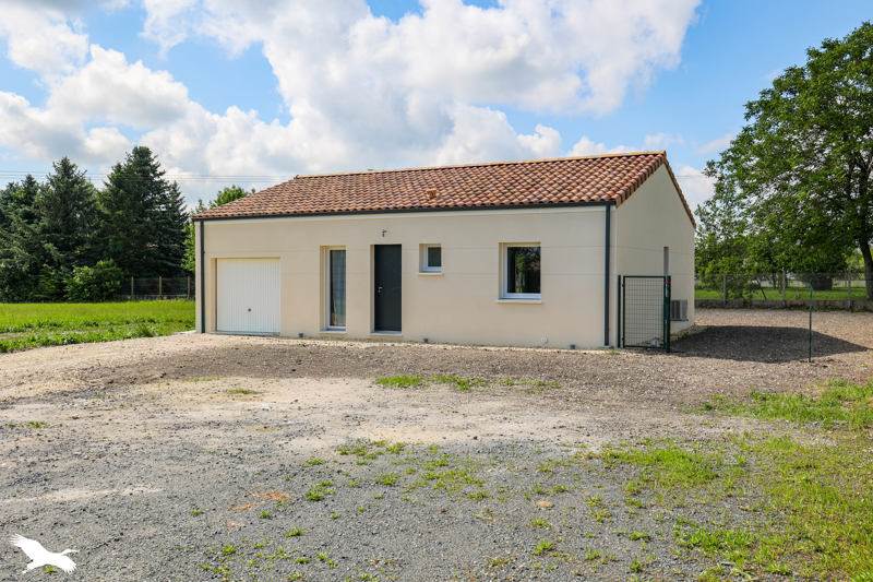 Vente Maison BARBEZIEUX ST HILAIRE - 3 pièces -75 m² - (16300)