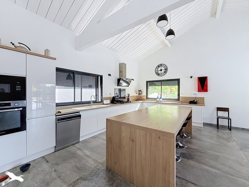 Vente Maison ST MEDARD - 7 pièces -194 m² - (16300)