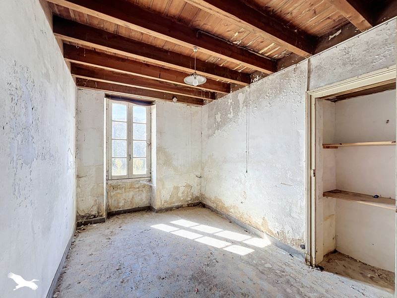 Vente Maison Verrières - 6 pièces -118 m² - (16130)