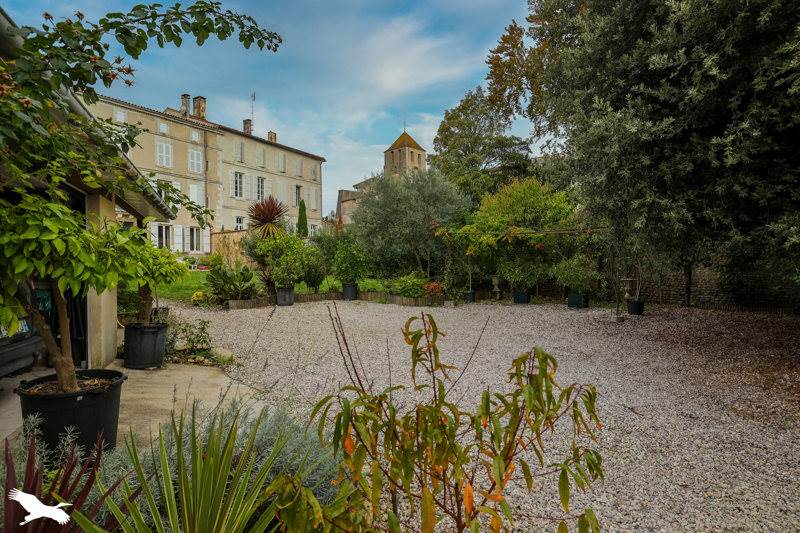 Vente Maison BARBEZIEUX ST HILAIRE 16300 13 pièces - 345 m²
