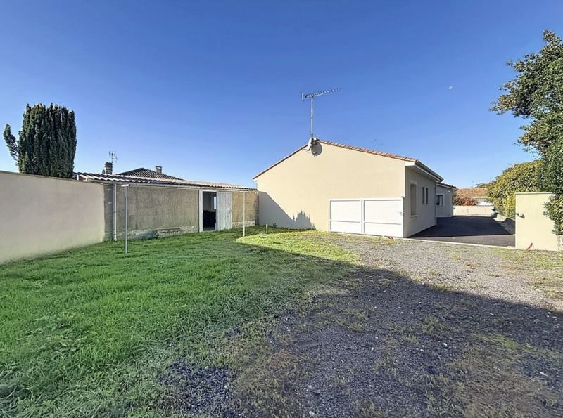 Vente Maison Barbezieux-Saint-Hilaire - 4 pièces -49 m² - (16300)