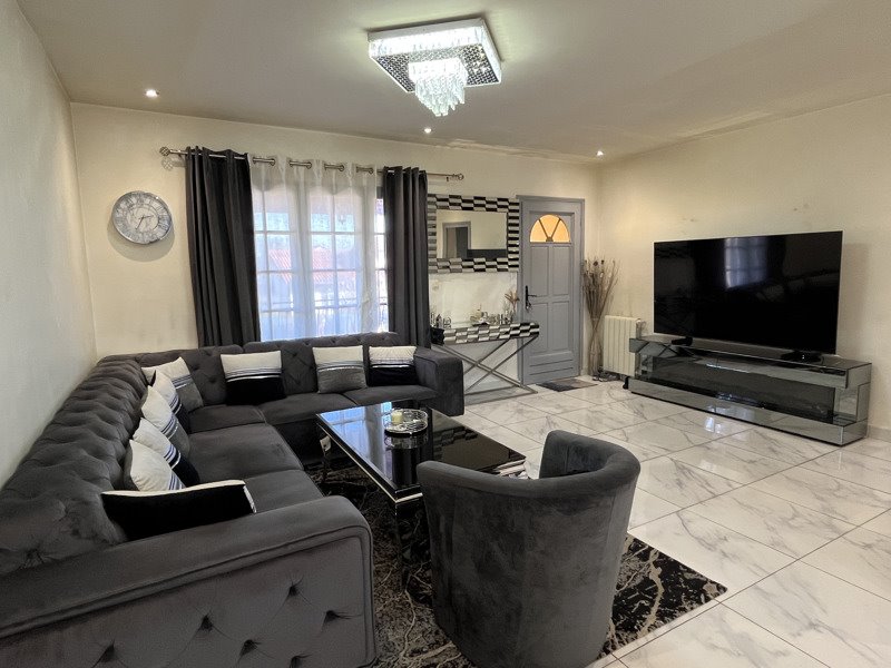 Vente Maison MEYZIEU - 5 pièces -134 m² - (69330)
