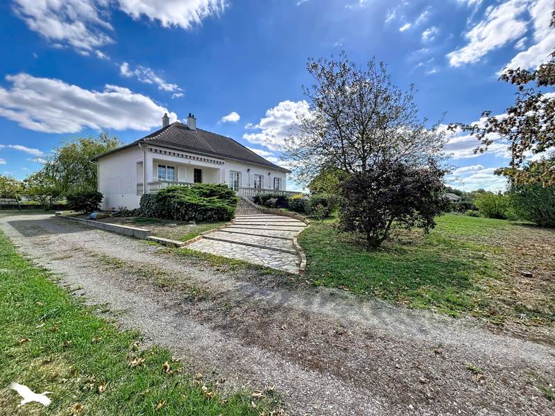 Vente Maison ARGENTON SUR CREUSE 36200 5 pièces - 102 m²
