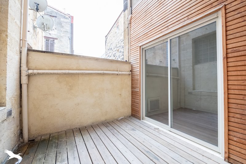 Vente Appartement BORDEAUX - 3 pièces -66,3 m² - (33800)