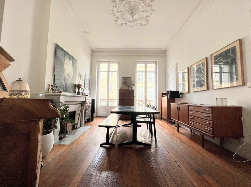 Vente Appartement BORDEAUX - 4 pièces -120 m² - (33000)