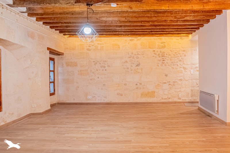 Vente Appartement BORDEAUX - 2 pièces -54 m² - (33000)