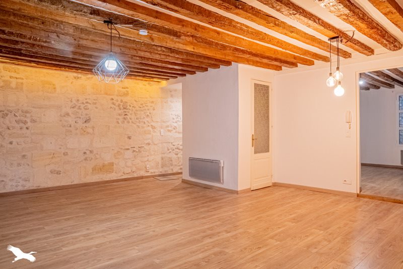 Vente Appartement BORDEAUX - 2 pièces -54 m² - (33000)