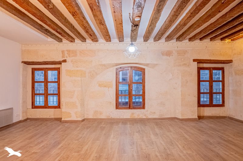Vente Appartement BORDEAUX - 2 pièces -54 m² - (33000)