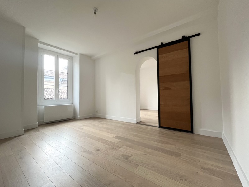 Vente Appartement BORDEAUX - 3 pièces -55 m² - (33000)