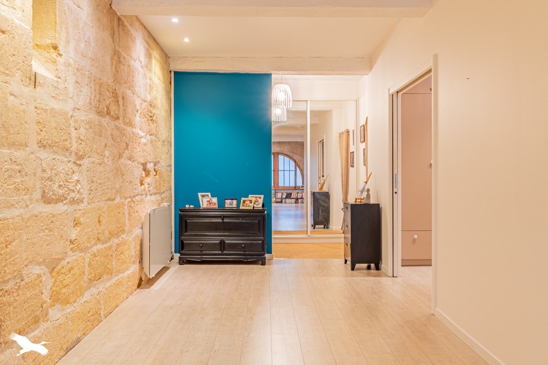 Vente Appartement BORDEAUX - 2 pièces -68 m² - (33800)