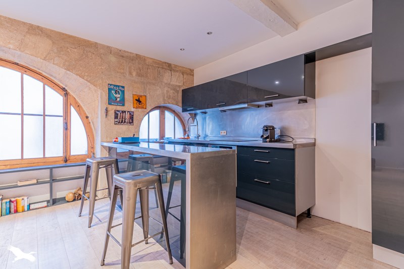 Vente Appartement BORDEAUX - 2 pièces -68 m² - (33800)