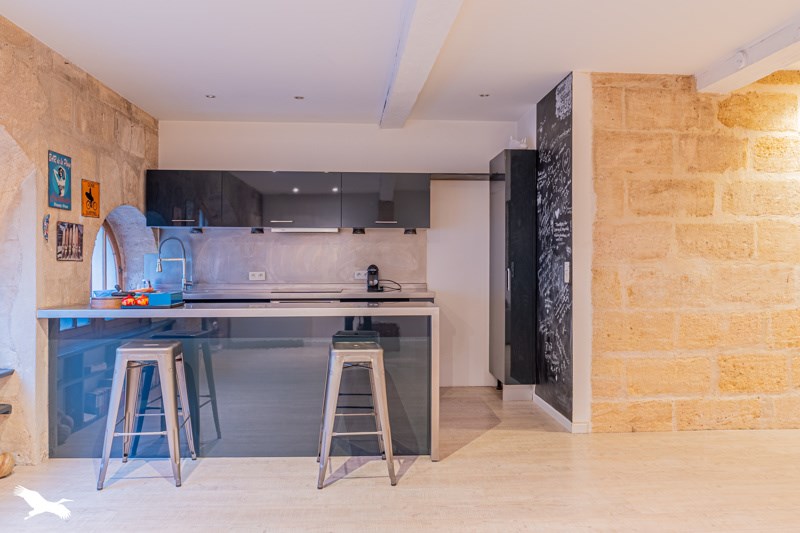 Vente Appartement BORDEAUX - 2 pièces -68 m² - (33800)