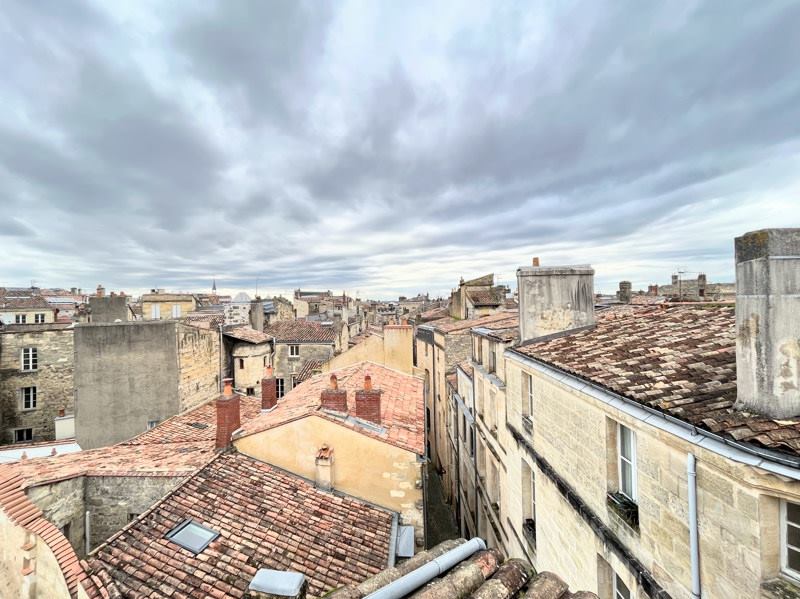 Vente Appartement BORDEAUX - 3 pièces -76 m² - (33000)