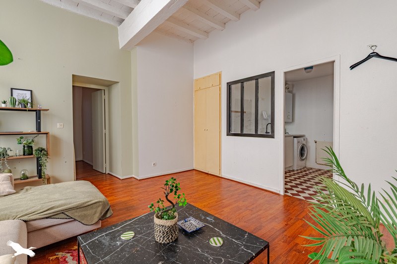 Vente Appartement BORDEAUX - 2 pièces -57 m² - (33000)