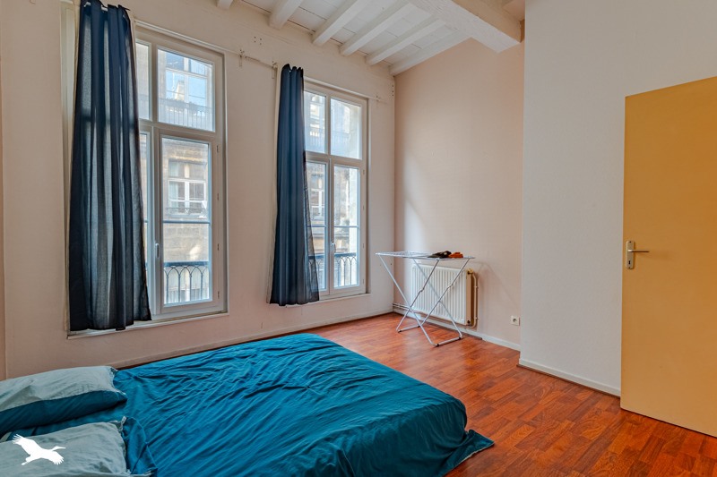 Vente Appartement BORDEAUX - 2 pièces -57 m² - (33000)