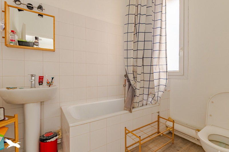 Vente Appartement BORDEAUX - 2 pièces -33 m² - (33000)