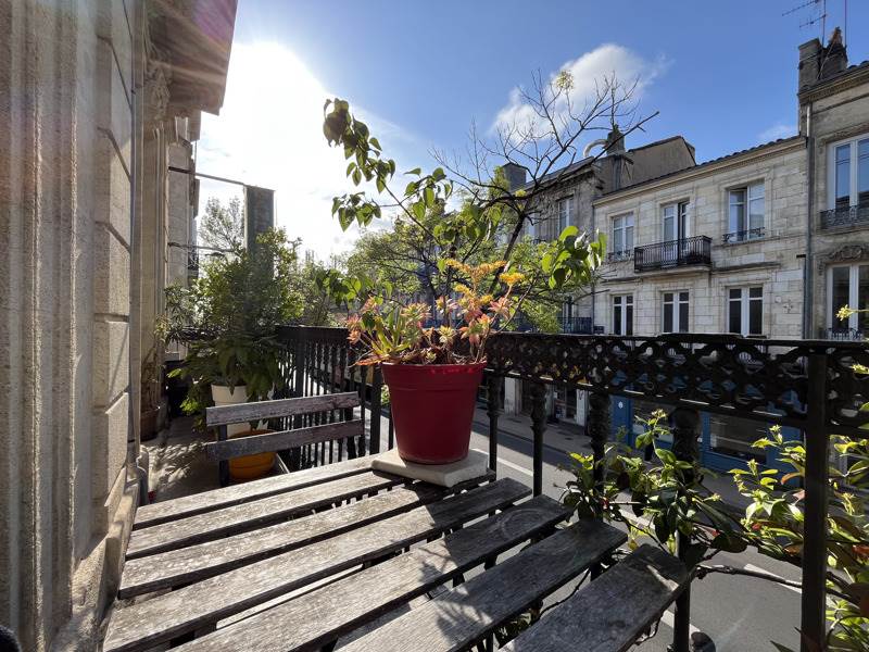 Vente Appartement BORDEAUX - 2 pièces -23,8 m² - (33800)