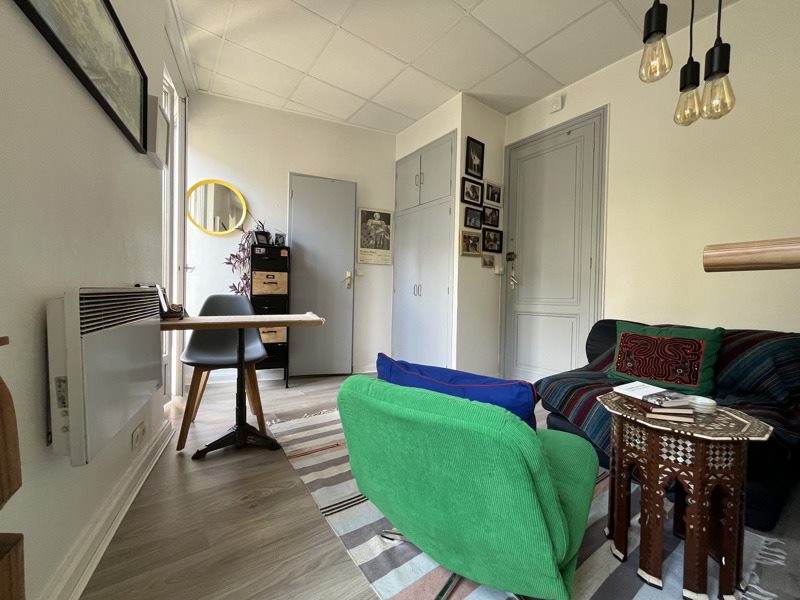 Vente Appartement BORDEAUX - 2 pièces -23,8 m² - (33800)