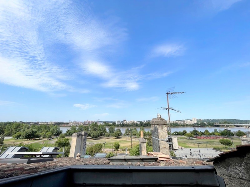 Vente Appartement BORDEAUX - 3 pièces -71 m² - (33800)