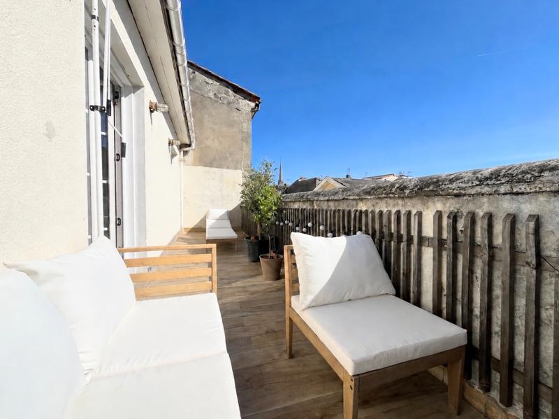 Vente Appartement BORDEAUX - 2 pièces -55 m² - (33000)