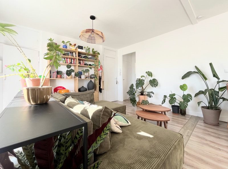 Vente Appartement BORDEAUX - 2 pièces -55 m² - (33000)