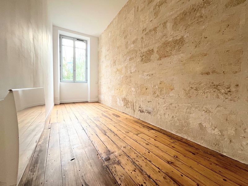 Vente Appartement Bordeaux - 2 pièces -48 m² - (33000)