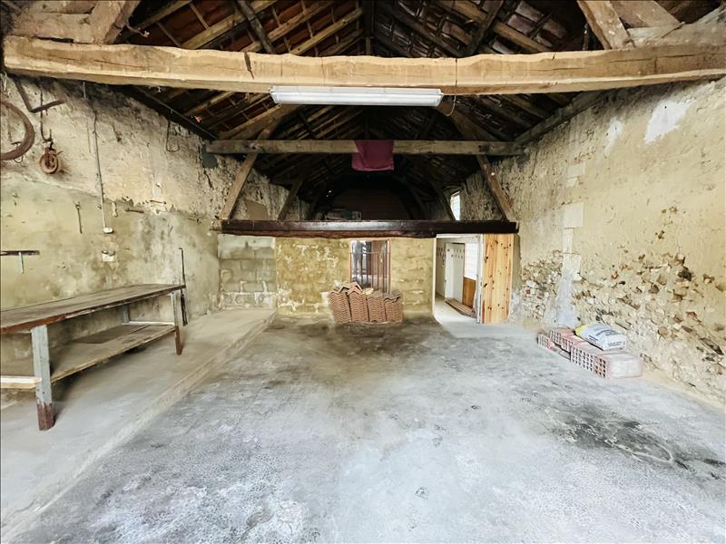 Vente Grange VERGT - 1 pièce -83 m² - (24380)