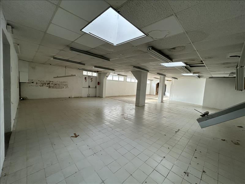 Vente Maison VERGT - 2 pièces -230 m² - (24380)