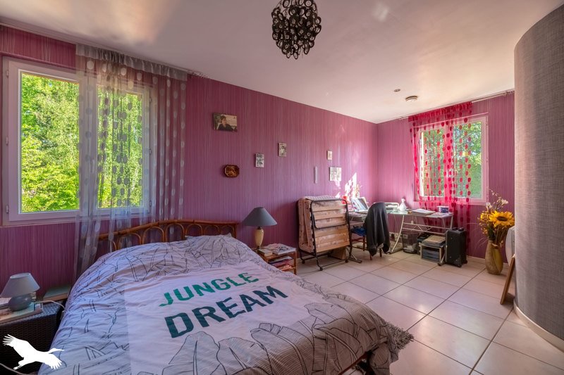 Vente Maison LACROPTE - 5 pièces -160 m² - (24380)