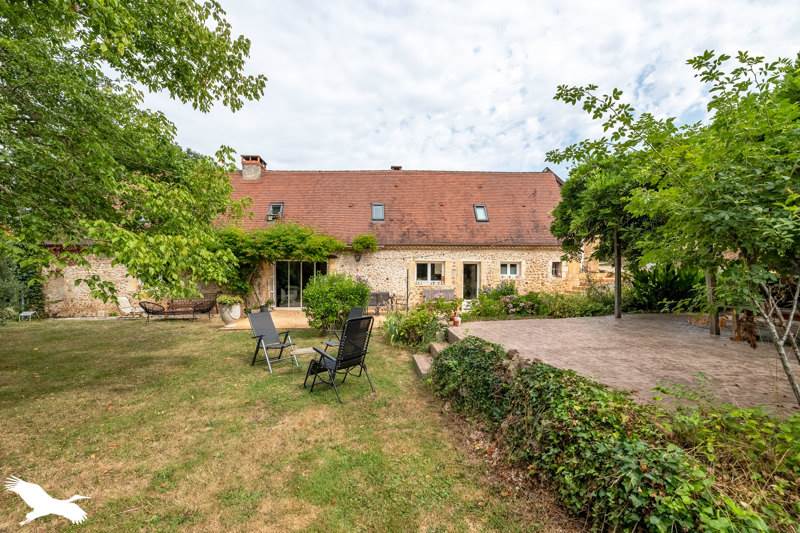 Vente Maison ST GEYRAC - 7 pièces -180 m² - (24330)