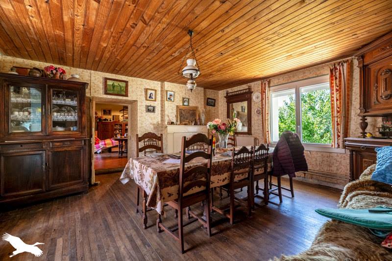 Vente Maison LACROPTE - 4 pièces -130 m² - (24380)