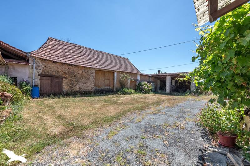 Vente Maison LACROPTE - 4 pièces -130 m² - (24380)